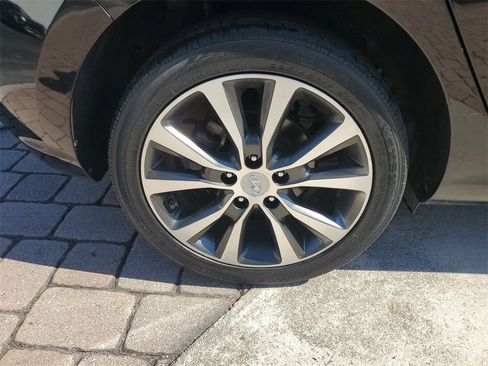 Used 2018 Hyundai Elantra GT image 7