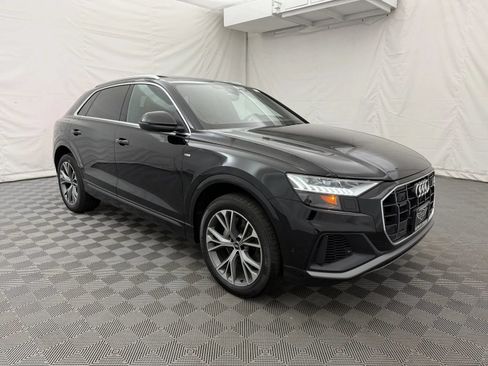 Used 2022 Audi Q8 Prestige AWD/4WD image 4