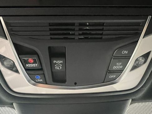 Used 2025 Acura TLX SH-AWD w/ A-SPEC Pkg image 23