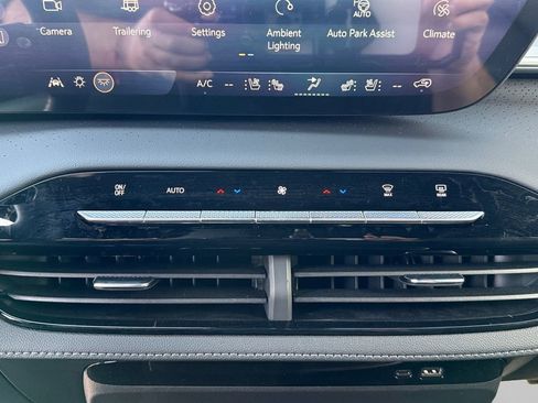 New 2026 Buick Enclave Avenir w/ Super Cruise Package image 22