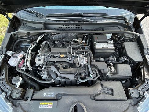 Used 2023 Toyota Corolla LE FWD image 12