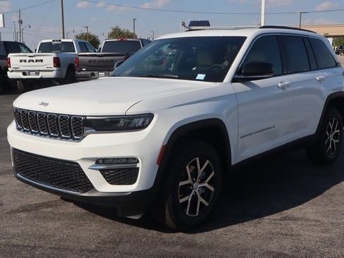 New 2025 Jeep Grand Cherokee Limited image 21
