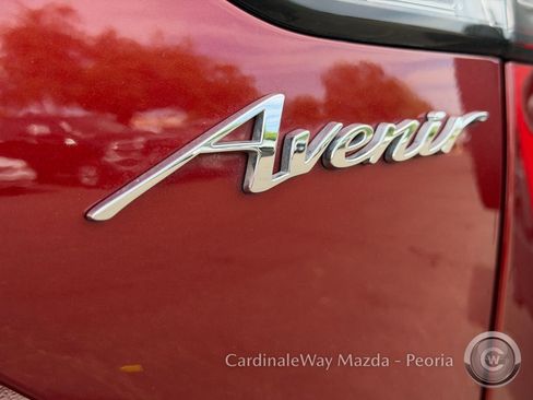 Used 2022 Buick Envision Avenir w/ Technology Package II FWD image 10