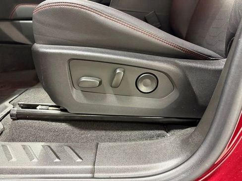 Certified 2023 Chevrolet Colorado Z71 w/ Z71 Convenience Package 2 image 12