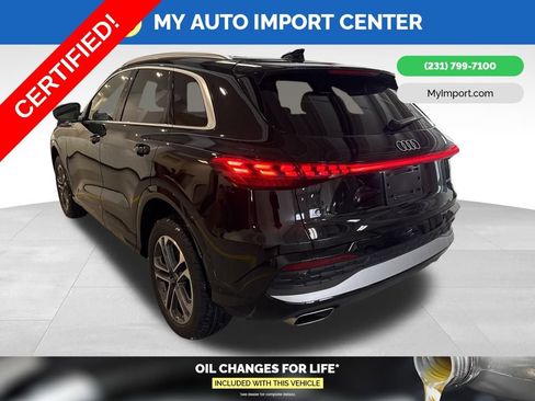 Certified 2025 Audi Q5 2.0T Premium w/ Convenience Package image 5