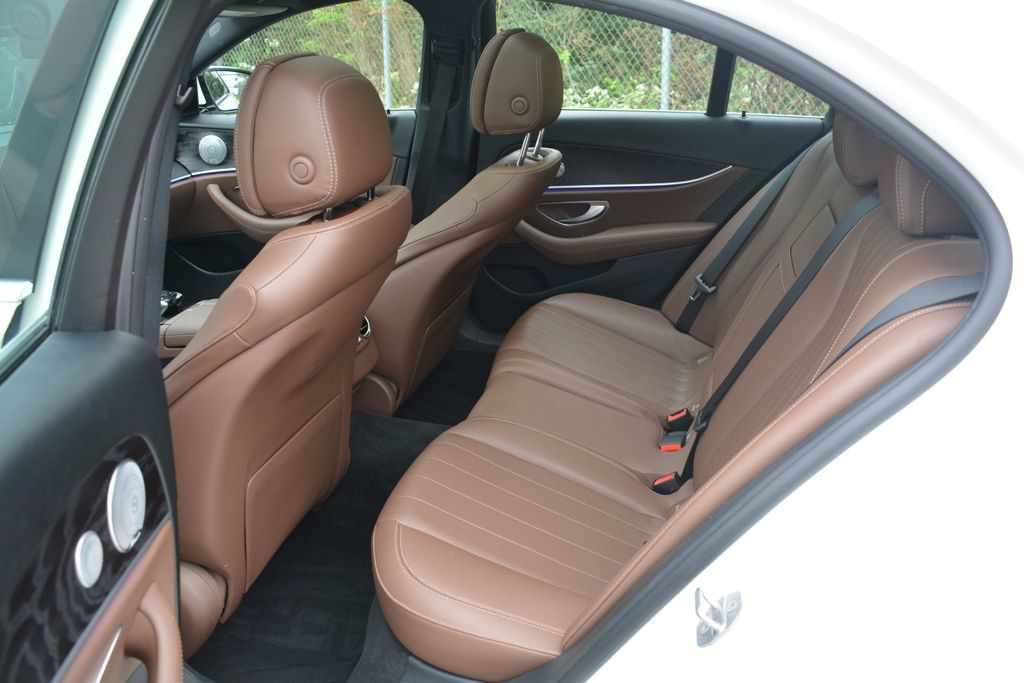 Used 2017 Mercedes-Benz E 300 4MATIC image 20