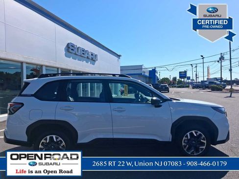 Used 2026 Subaru Forester AWD/4WD image 2
