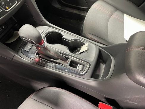 Used 2023 Chevrolet Equinox RS AWD/4WD image 17