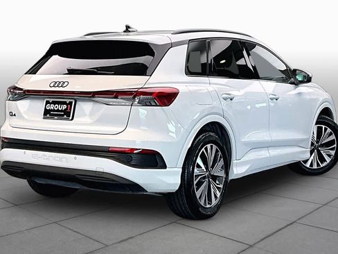 Used 2025 Audi Q4 e-tron Premium Plus w/ Premium Plus RWD image 12