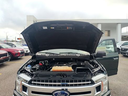 Certified 2018 Ford F150 XLT w/ Equipment Group 302A Luxury image 33