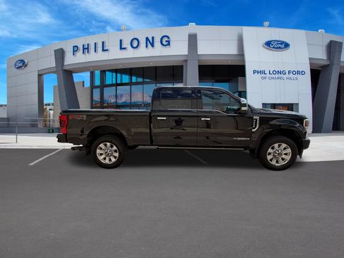 Used 2021 Ford F250 Platinum w/ FX4 Off-Road Package AWD/4WD image 8