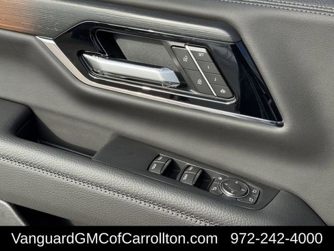 New 2026 GMC Yukon XL Denali w/ Sun & Power Step Package image 19