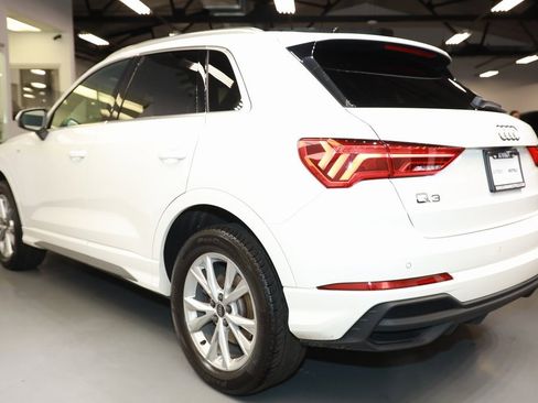 Used 2023 Audi Q3 2.0T Premium image 5
