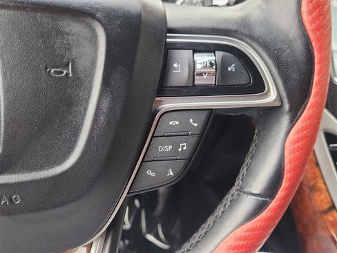 Used 2019 Lincoln Nautilus Reserve image 29