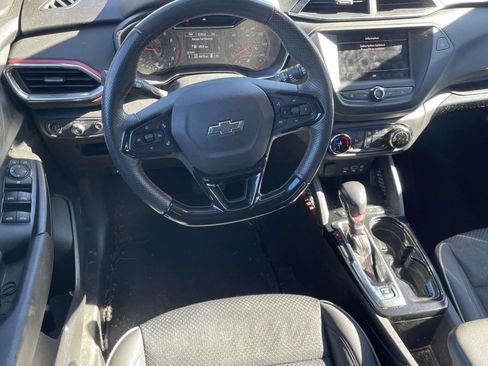 Used 2023 Chevrolet TrailBlazer RS image 11
