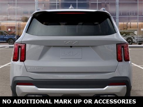 New 2026 Kia Sorento S w/ S Panoramic Sunroof Package image 13