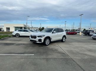Certified 2023 BMW X5 sDrive40i w/ Premium Package video 1