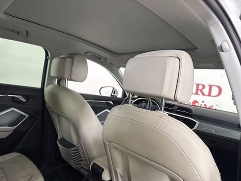 Used 2022 Audi Q3 2.0T Premium image 19