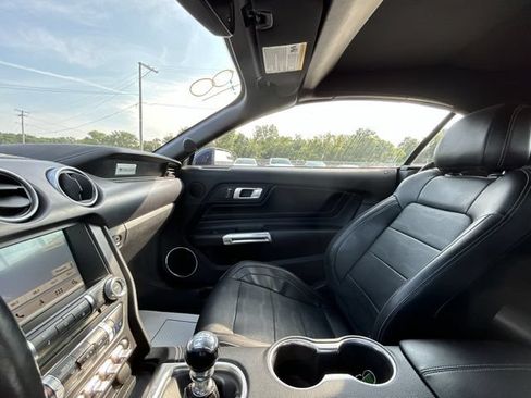 Used 2018 Ford Mustang GT Premium w/ Equipment Group 401A RWD image 41