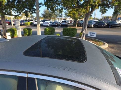 Used 2023 BMW 530i image 4