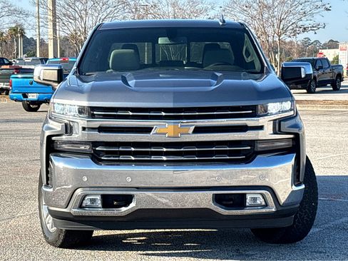 Used 2022 Chevrolet Silverado 1500 LTZ w/ LTZ Convenience Package II image 2