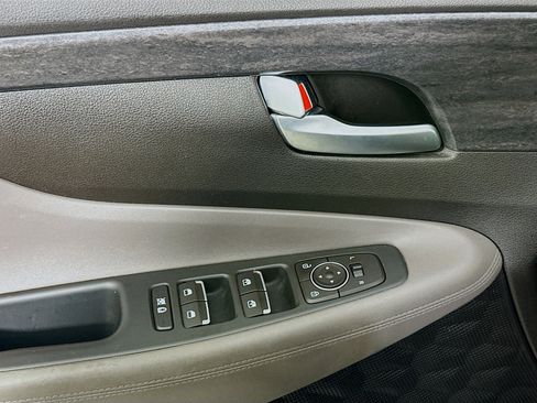 Used 2020 Hyundai Santa Fe SEL w/ Convenience Package FWD image 15