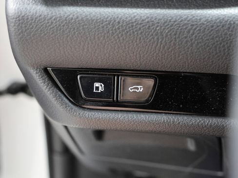 Used 2025 Lexus NX 450h+ AWD w/ Luxury Package image 16