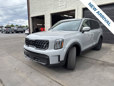 Used 2025 Kia Telluride EX X-Line AWD/4WD image 3