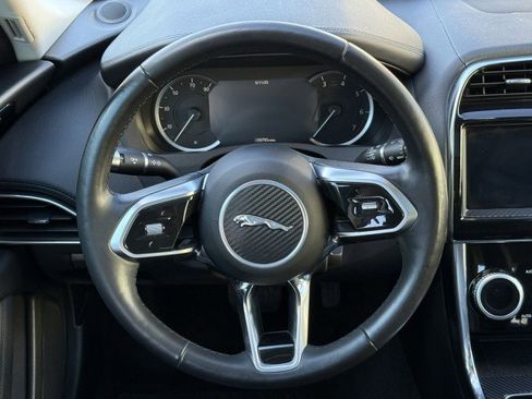 Used 2020 Jaguar XE S image 25