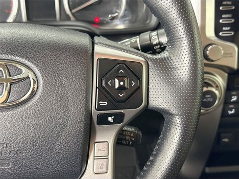Used 2023 Toyota 4Runner Limited AWD/4WD image 20