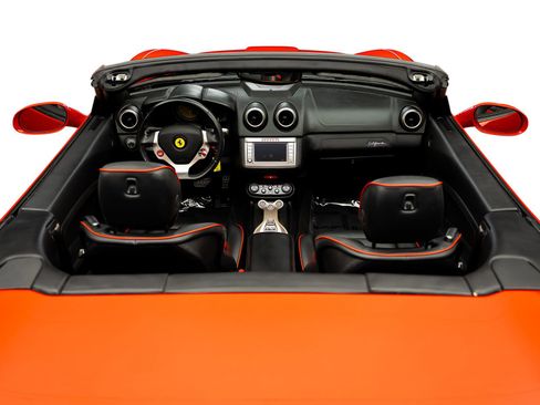Used 2013 Ferrari California RWD image 56