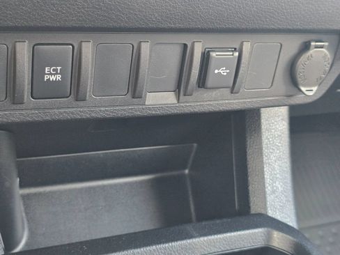 Certified 2023 Toyota Tacoma SR AWD/4WD image 28