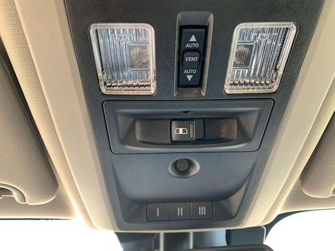 Used 2018 RAM 1500 Laramie w/ Convenience Group image 29