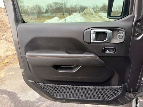 Used 2021 Jeep Gladiator Mojave AWD/4WD image 17