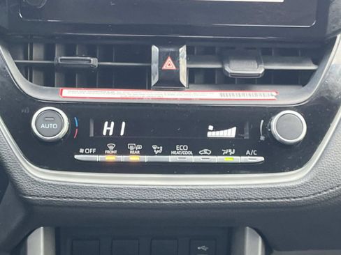 Used 2023 Toyota Corolla Cross LE image 14