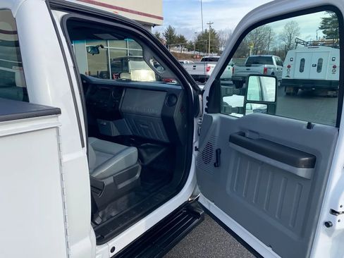 Used 2015 Ford F350 XL image 17