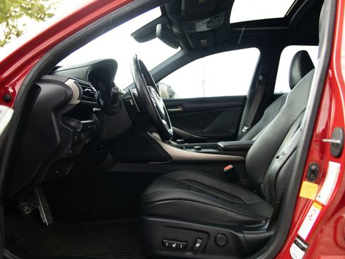 Used 2018 Lexus IS 300 F Sport w/ F Sport Package image 23