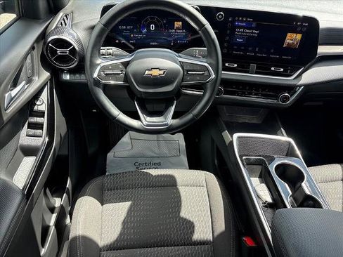 Certified 2025 Chevrolet Equinox LT w/ Safety and Technology Package AWD/4WD image 6