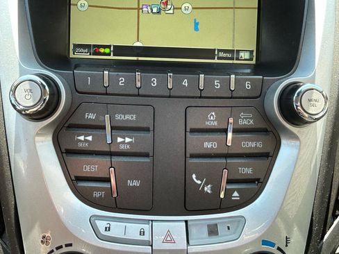 Used 2013 Chevrolet Equinox LTZ AWD/4WD image 26