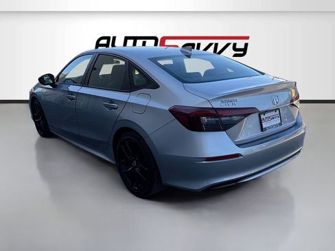 Used 2025 Honda Civic Sport image 5