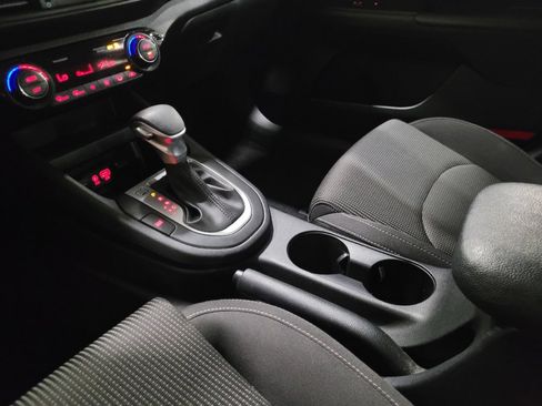 Used 2019 Kia Forte LXS FWD image 26