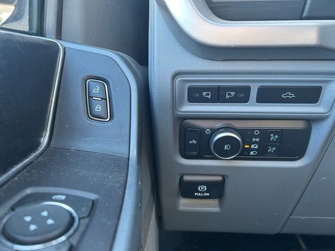 Used 2022 Ford F150 XLT w/ Equipment Group 302A High image 18