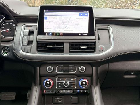 Used 2021 GMC Yukon AT4 w/ AT4 Premium Package image 18