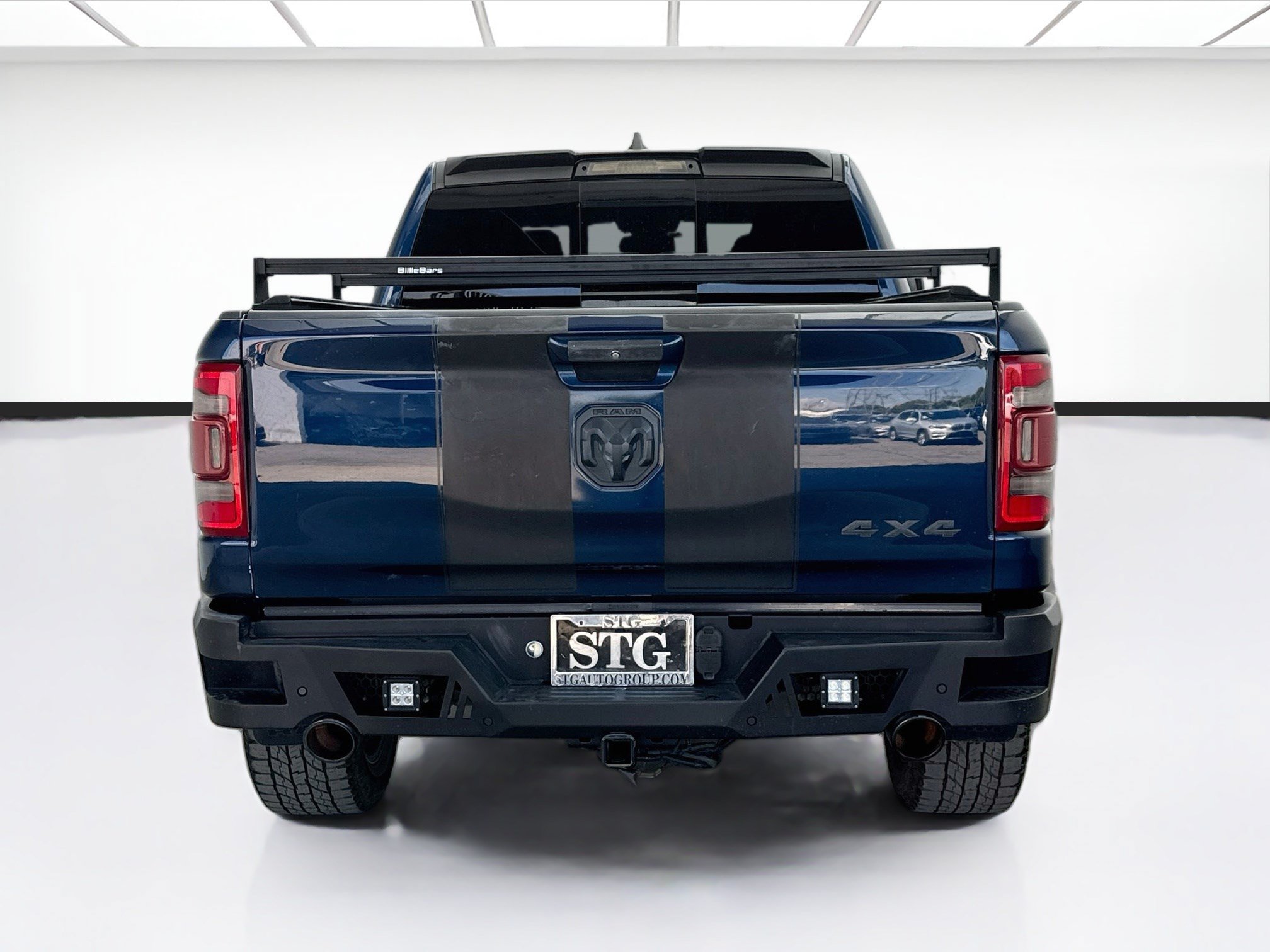 Used 2019 RAM 1500 Laramie AWD/4WD image 5