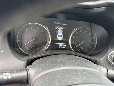 Used 2019 INFINITI Q50 Signature Edition w/ Cargo Package (L96) image 8