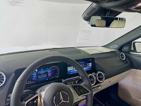 New 2026 Mercedes-Benz GLA 250 image 9