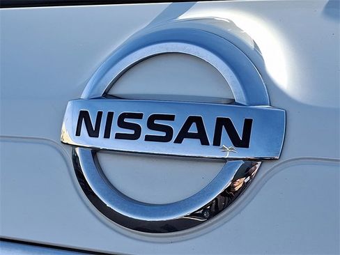 Used 2018 Nissan Rogue SL w/ Premium Package image 31