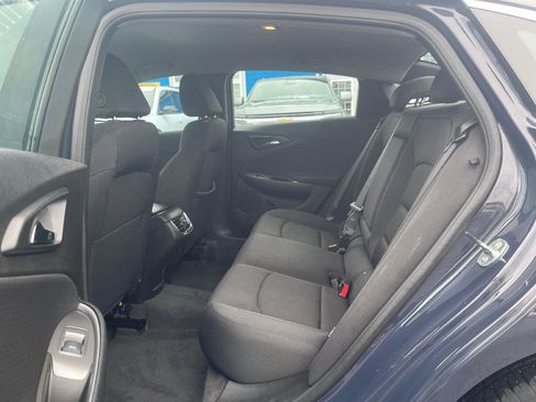 Used 2025 Chevrolet Malibu LT image 5