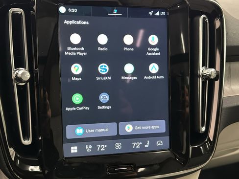 New 2026 Volvo XC40 B5 Ultra w/ Protection Package Premier image 17