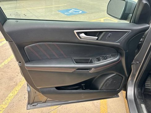 Used 2023 Ford Edge ST-Line AWD/4WD image 9